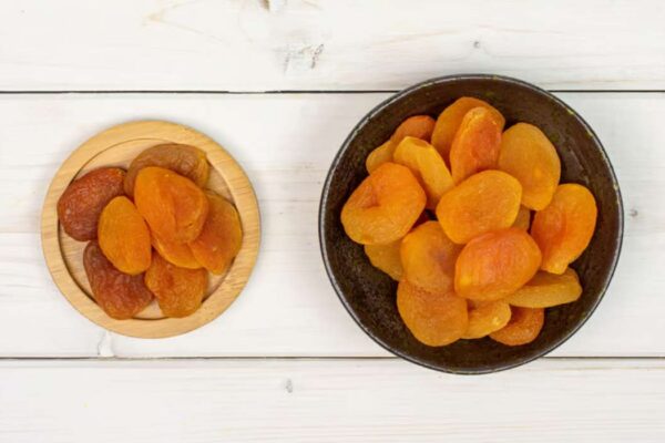 Est-ce que les abricots secs sont riches en fer ?
