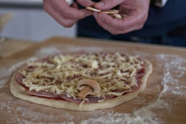 Quelles idées de pizza maison pour changer de la margherita ?